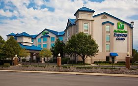 Holiday Inn Express Hotel & Suites Chicago Midway Airport